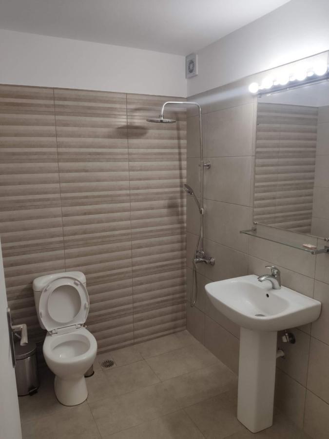 Alexia Rooms Palaiochora Ngoại thất bức ảnh